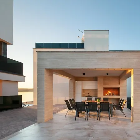 In With Sea View, Balcony, Air Conditioning, Wifi 5176-7 Apartment *
