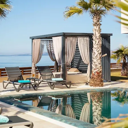 In With Sea View, Balcony, Air Conditioning, Wifi 5176-7