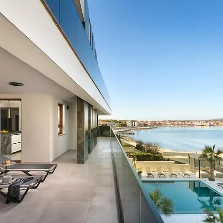 In With Sea View, Balcony, Air Conditioning, Wifi 5176-7 Apartment Vir