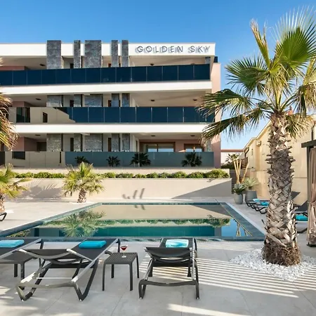 Apartment In With Sea View, Balcony, Air Conditioning, Wifi 5176-7