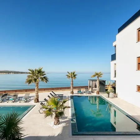 In With Sea View, Balcony, Air Conditioning, Wifi 5176-7 Apartment *